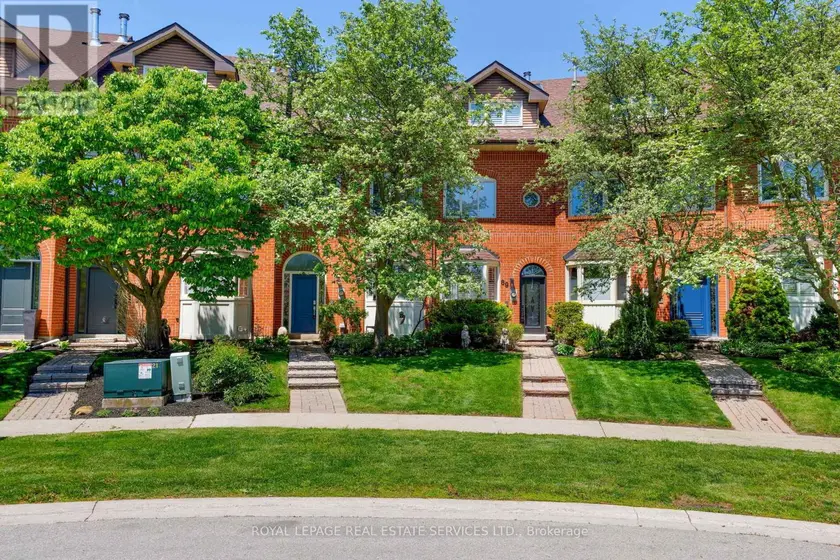 Townhouse at 68 TRADEWIND DRIVE, Oakville