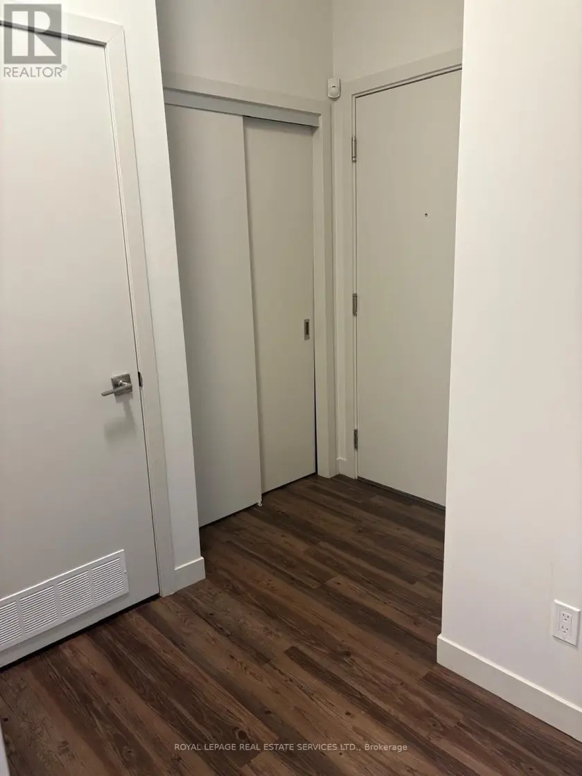 Apartment at 1406 - 2081 FAIRVIEW STREET, Burlington