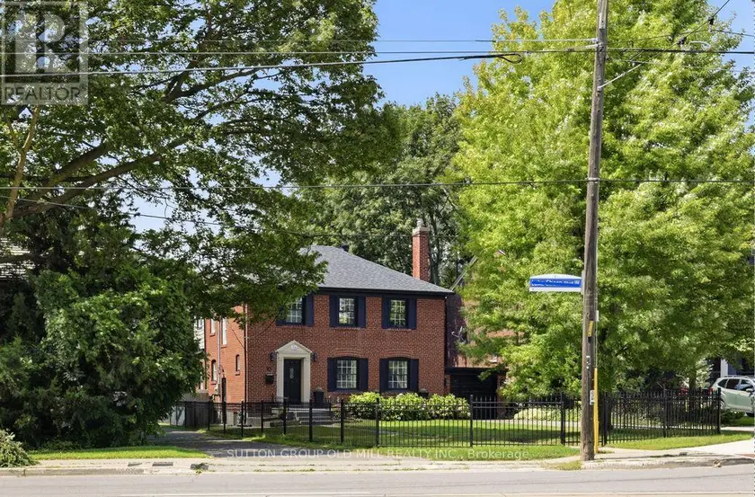 Detached at 10 QUEENS AVENUE, Toronto