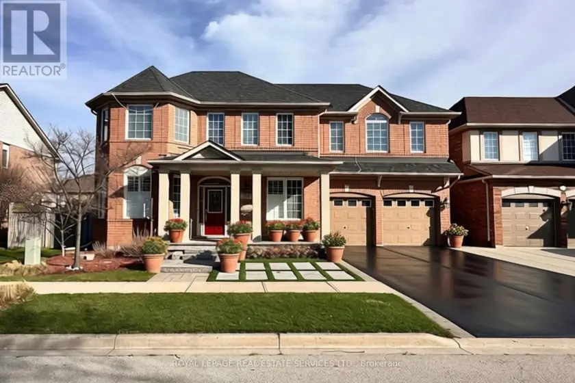 Detached at 2225 CANONRIDGE CIRCLE, Oakville