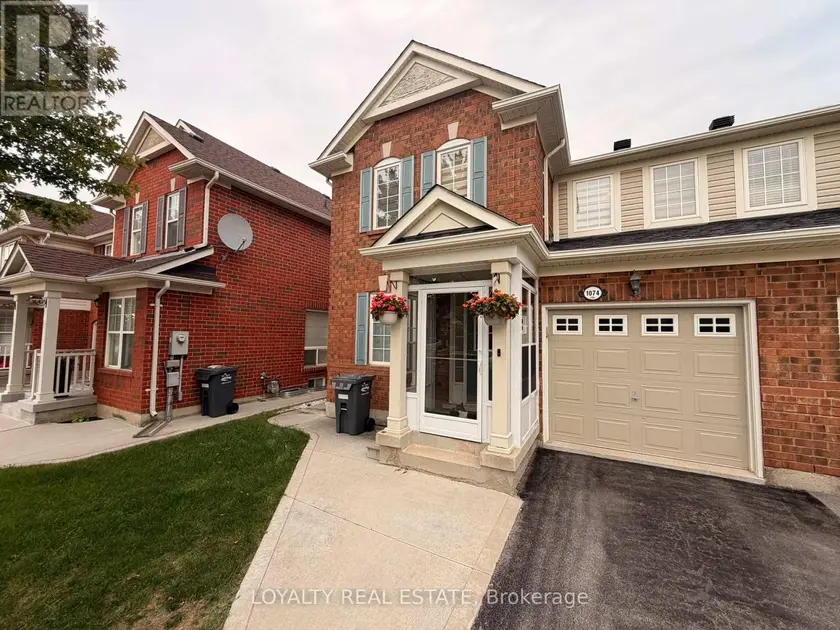 Semi-Detached/Link at 1072 Clark Blvd, Milton
