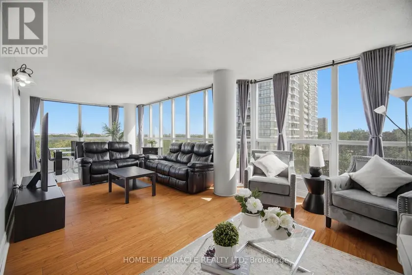 Apartment at 502 - 1 ROWNTREE ROAD, Toronto