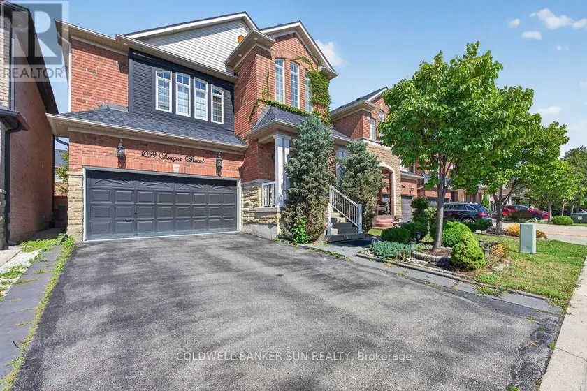 Detached at 1059 EAGER ROAD, Milton