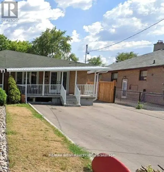 Semi-Detached/Link at UPPER - 25 CORONADO COURT, Toronto