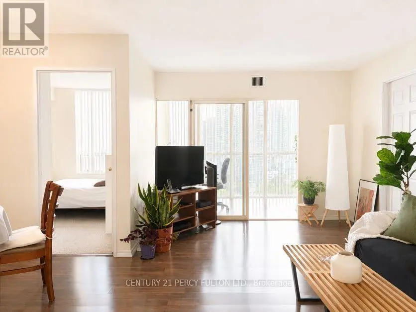 Apartment at 2006 - 285 ENFIELD PLACE, Mississauga