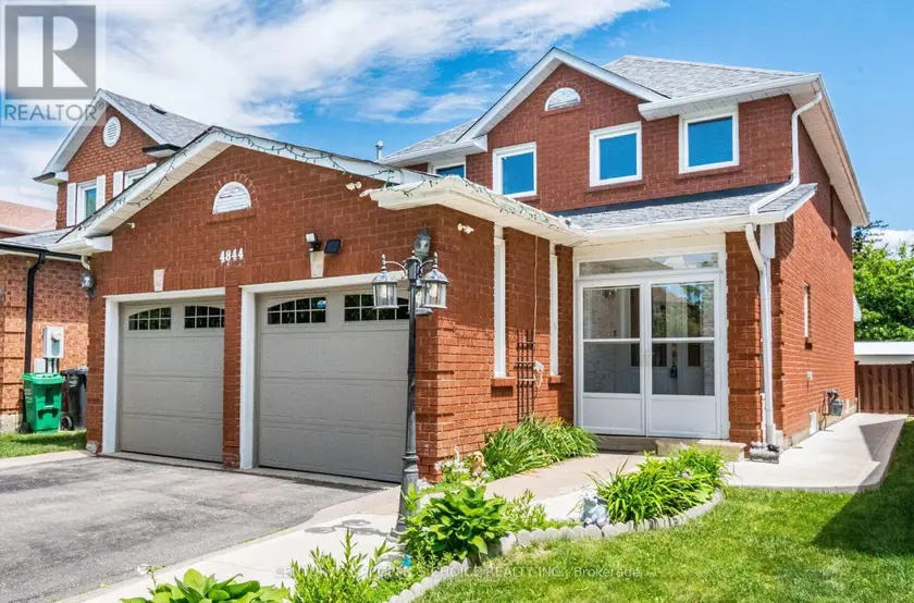 Detached at 4844 OWL CIRCLE, Mississauga