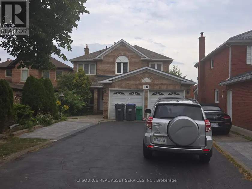 Detached at MAIN FL - 16 BROWNRIDGE COURT, Brampton