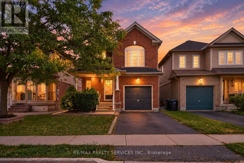 Detached at 26 PEACHLEAF CRESCENT S, Brampton