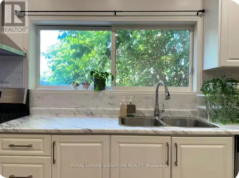 Detached at 1119 REBECCA STREET, Oakville