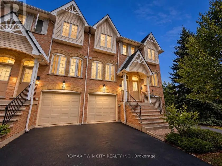 Townhouse at 105 - 3480 UPPER MIDDLE ROAD, Burlington