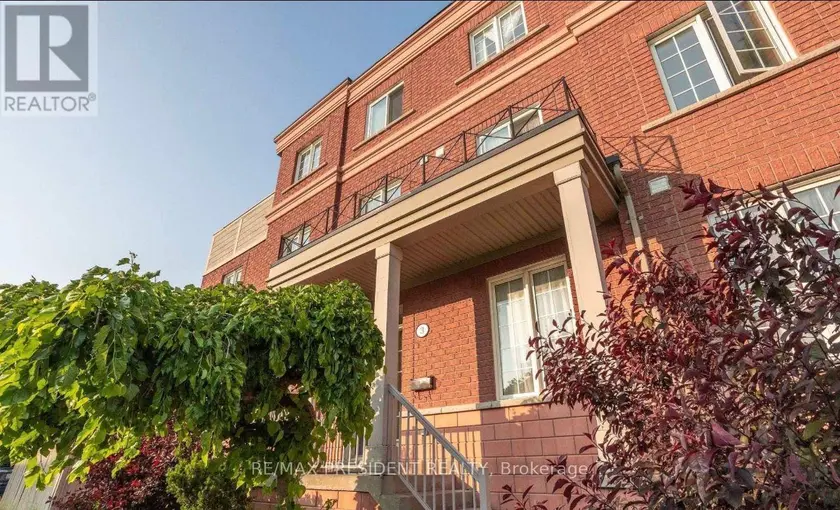 Semi-Detached/Link at 3 HERZBERG GARDENS, Toronto