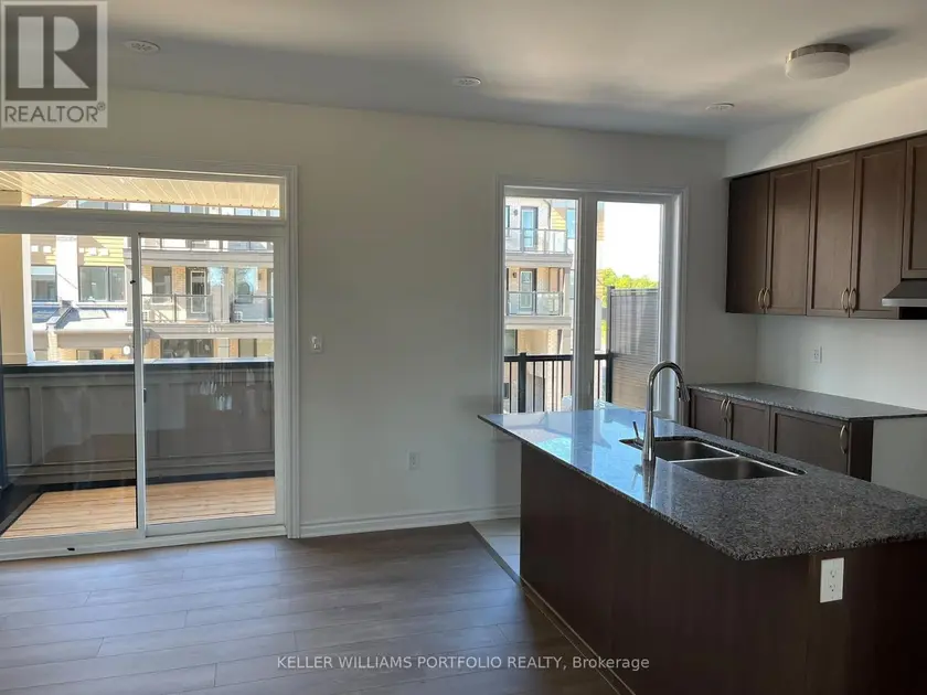 Townhouse at UPPER - 8 THORNBIRD CRESCENT, Brampton