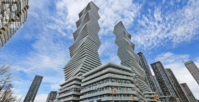 Apartment at 1512 - 3883 QUARTZ ROAD S, Mississauga