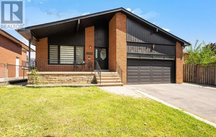 Detached at 2221 FLORIAN ROAD, Mississauga