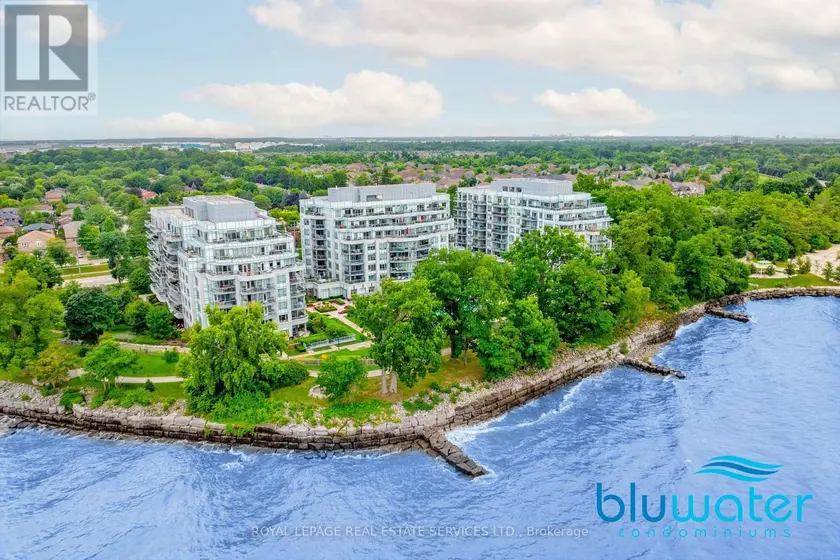 Apartment at 122C - 3500 LAKESHORE ROAD W, Oakville