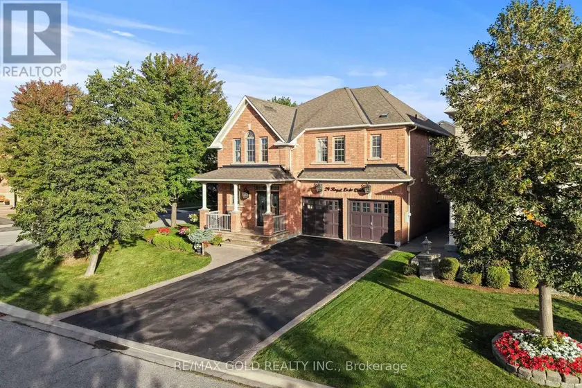 Detached at 29 ROYAL LINKS CIRCLE, Brampton