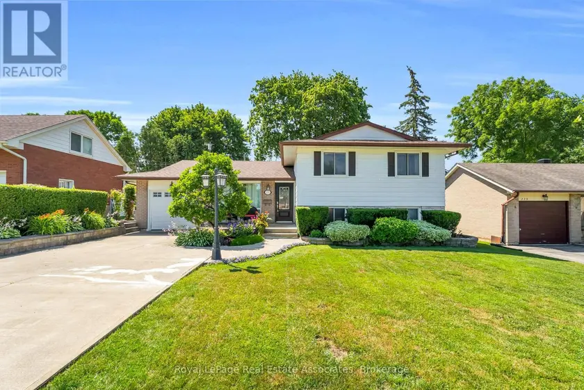Detached at 233 ELMORE DRIVE, Halton Hills