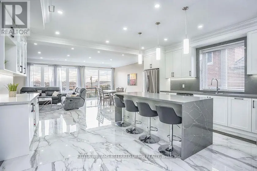 Detached at 83 FLORAL PARKWAY, Toronto