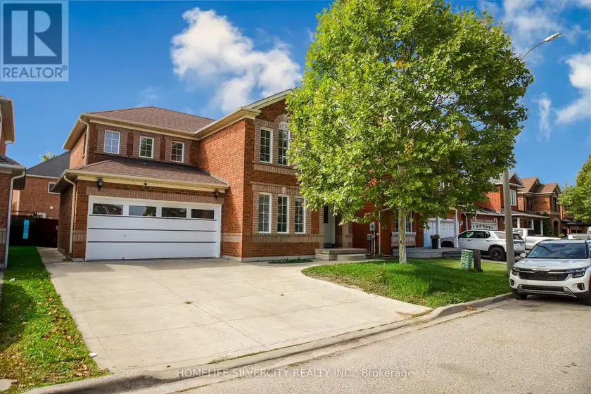 Detached at 22 MEADOW GLADE ROAD, Brampton