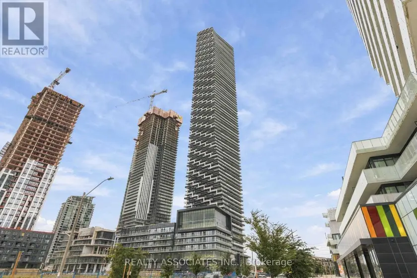Apartment at 5703 - 448 BURNHAMTHORPE ROAD W, Mississauga