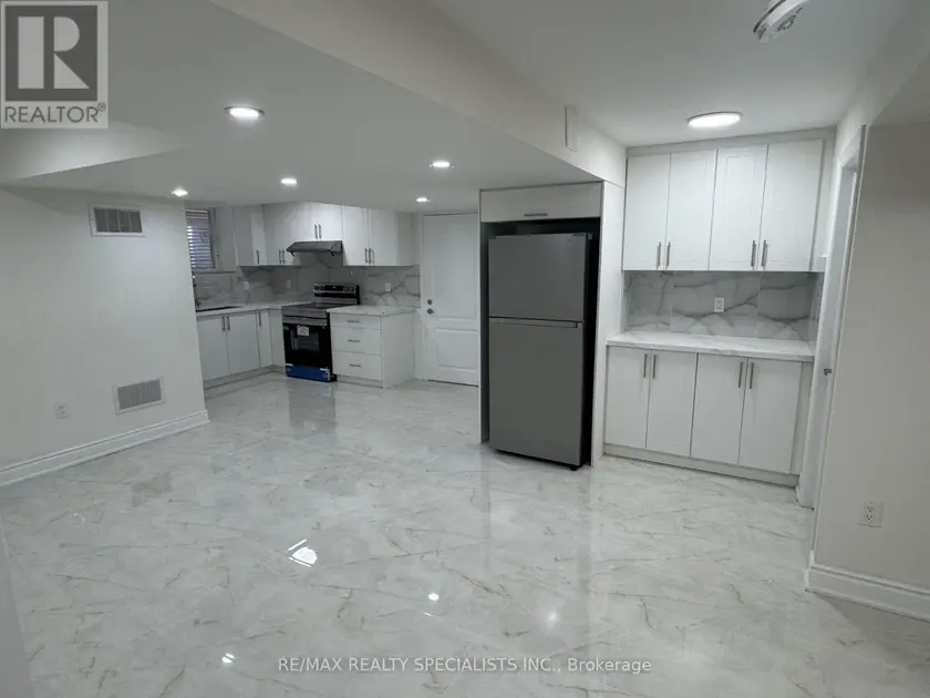 Detached at 7 BUTTONWOOD (BASEMENT) ROAD, Brampton