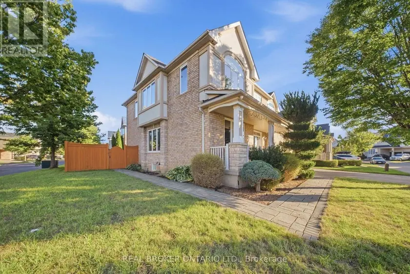 Detached at 1078 MCNEIL DRIVE, Milton