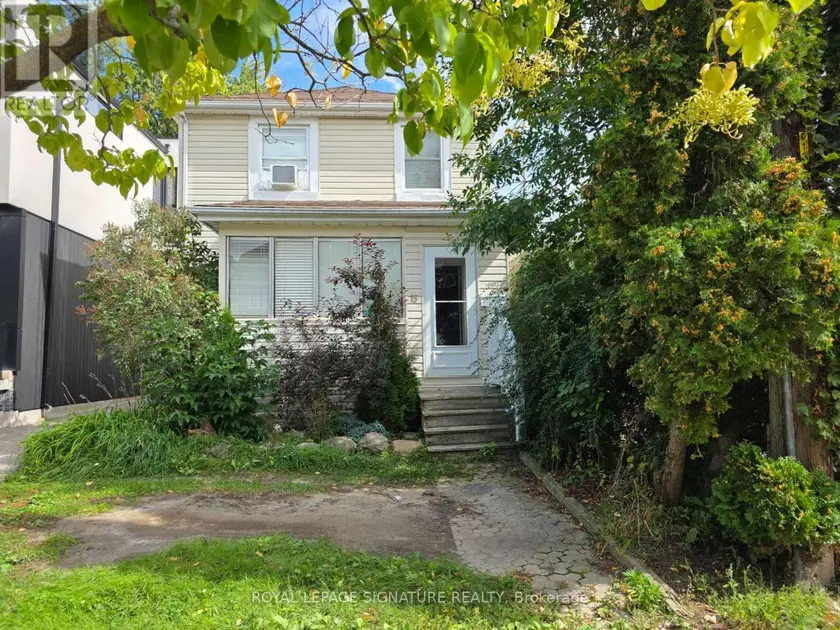 Detached at 15 TWENTY-NINTH STREET, Toronto