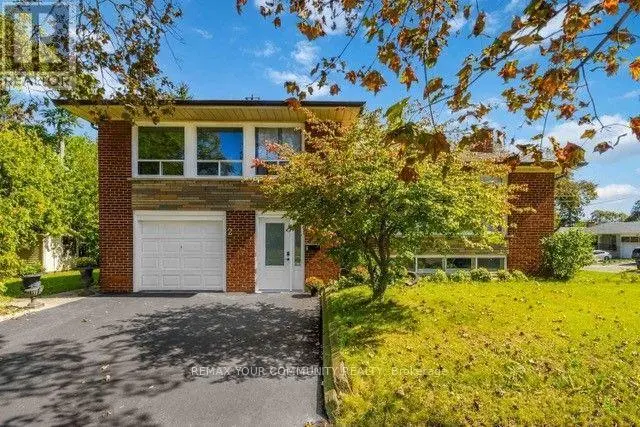 Detached at 2 MUNHALL ROAD, Toronto