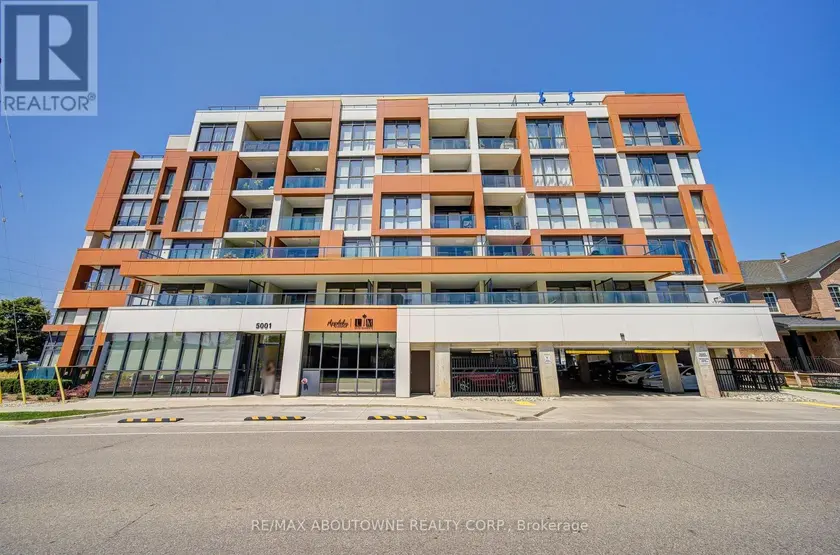 Apartment at 611 - 5001 CORPORATE DRIVE, Burlington