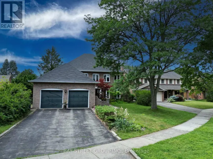 Detached at 3530 KINGBIRD COURT, Mississauga