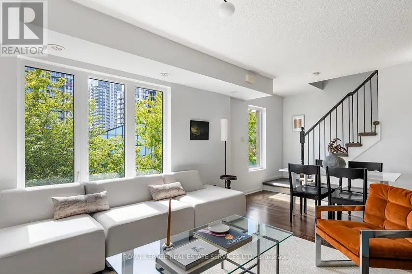 Townhouse at 227 - 7 FOUNDRY AVENUE, Toronto