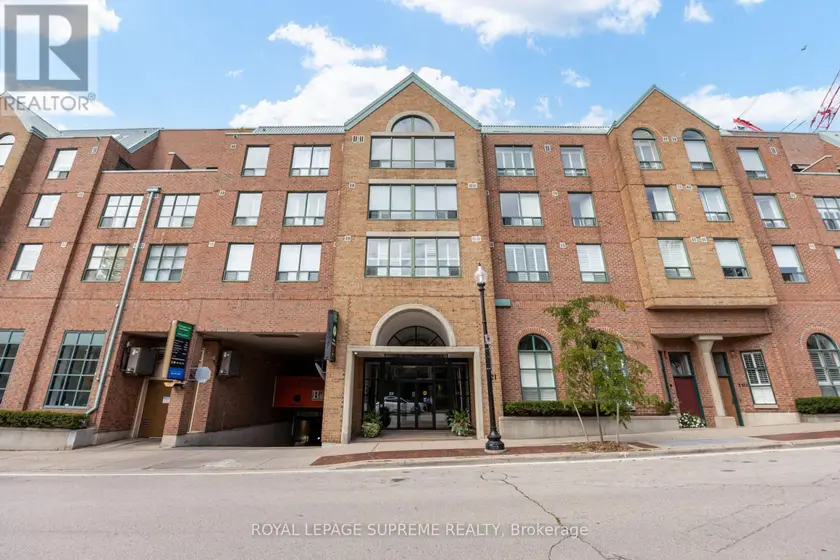 Apartment at 204 - 221 ROBINSON STREET E, Oakville