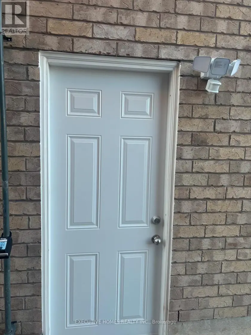Townhouse at 951 MCTRACH CRESCENT, Milton