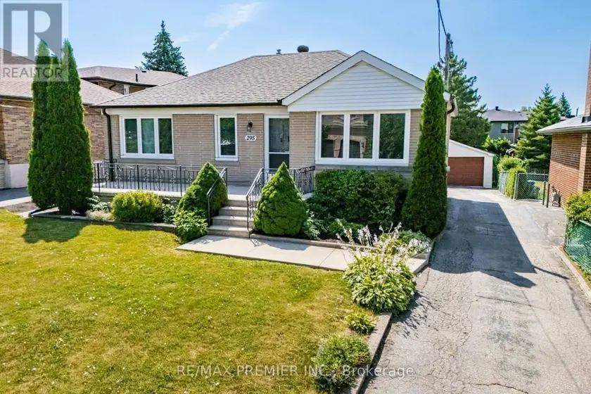 Detached at 295 FALSTAFF AVENUE, Toronto