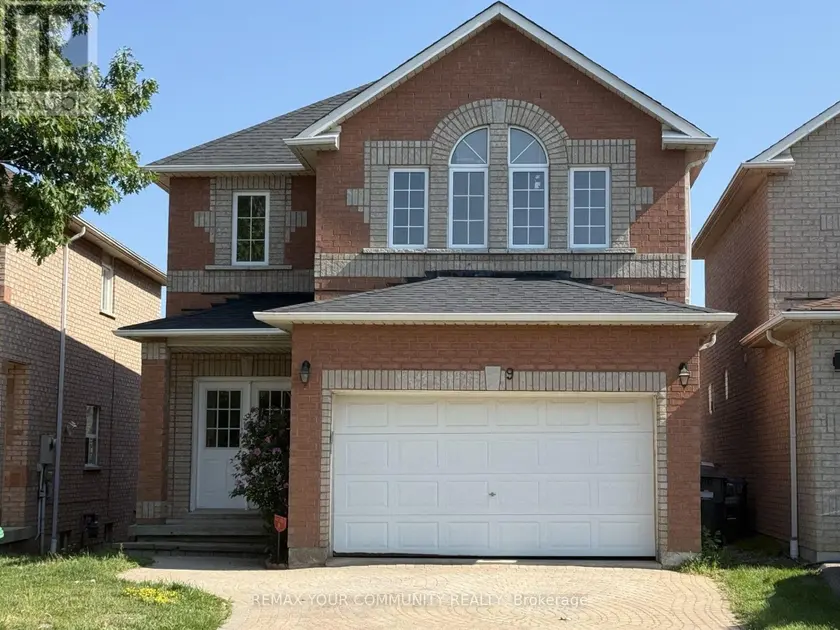 Detached at 9 - 530 DRIFTCURRENT DRIVE, Mississauga