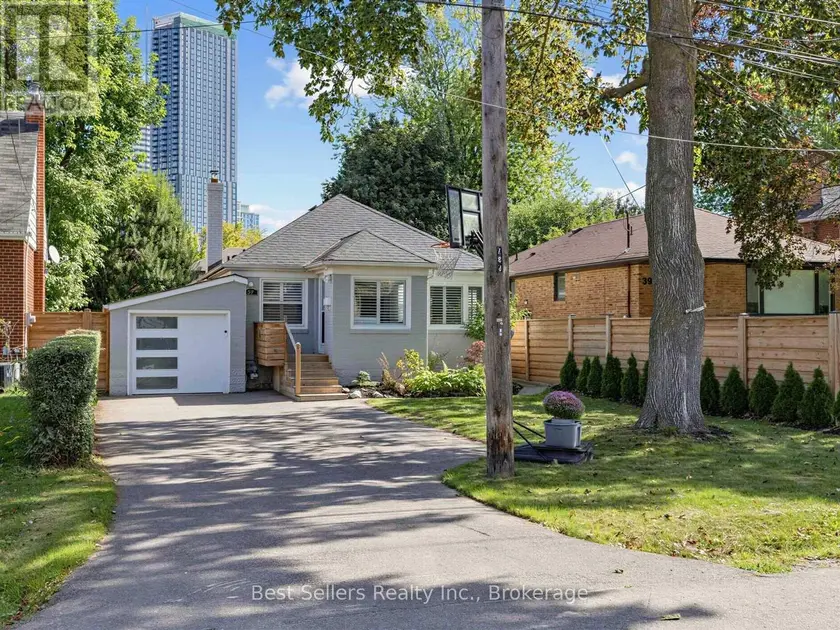 Detached at 37 WILMAR ROAD, Toronto