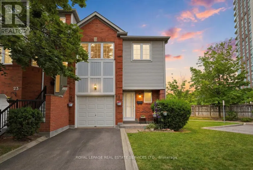 Townhouse at 24 - 4605 DONEGAL DRIVE, Mississauga