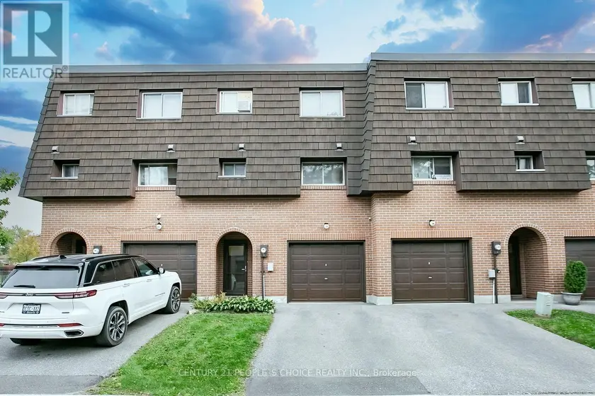 Townhouse at 98 DARRAS COURT, Brampton