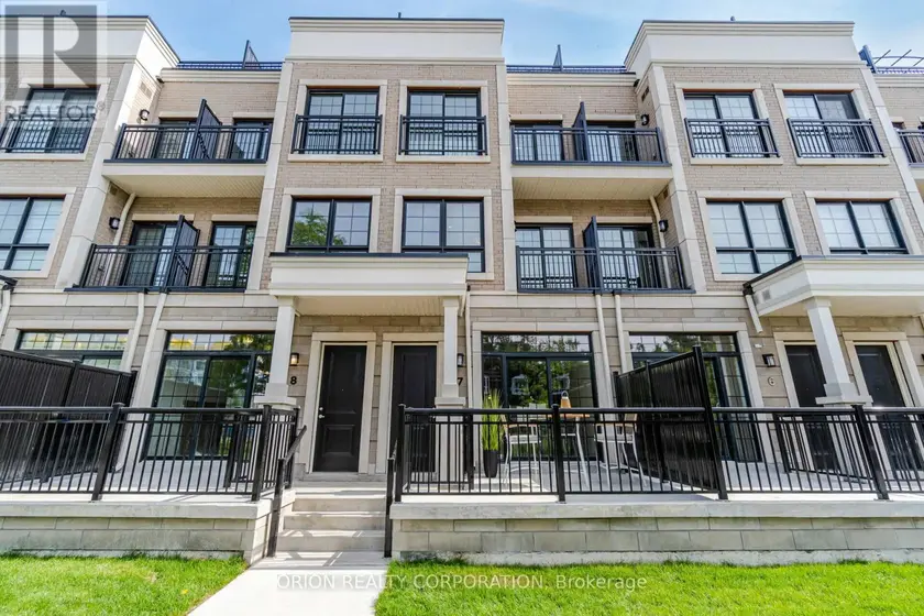 Townhouse at 8 - 95 BROOKFIELD ROAD, Oakville