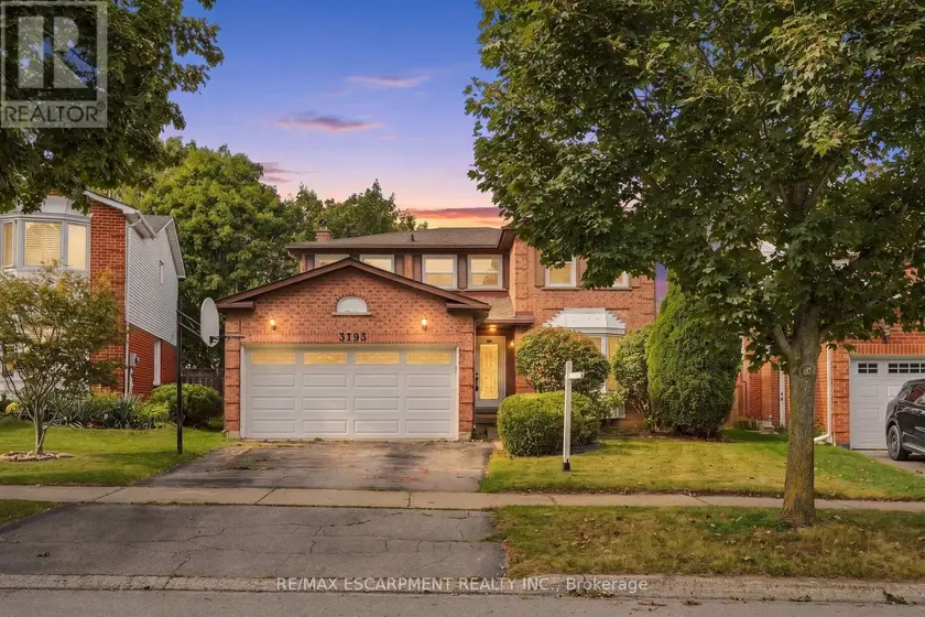 Detached at 3193 MADERNA ROAD, Burlington