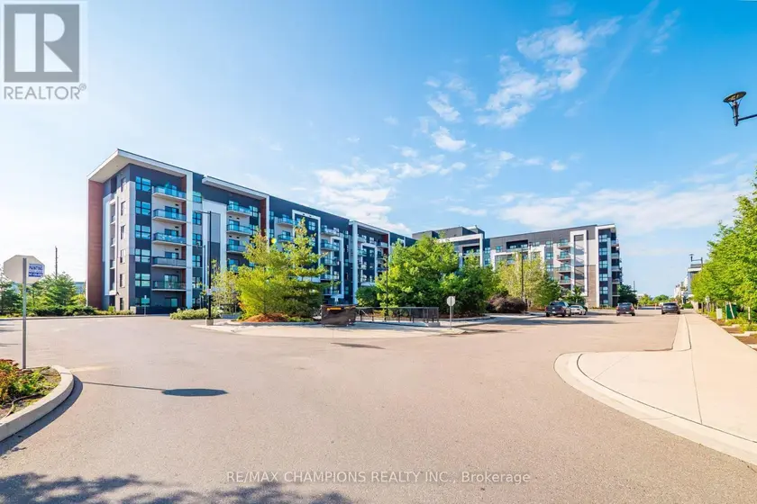 Apartment at 308 - 128 GROVEWOOD COMMON, Oakville