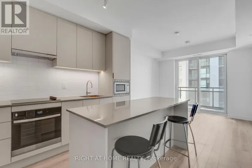 Apartment at 902 - 3071 TRAFALGAR ROAD, Oakville