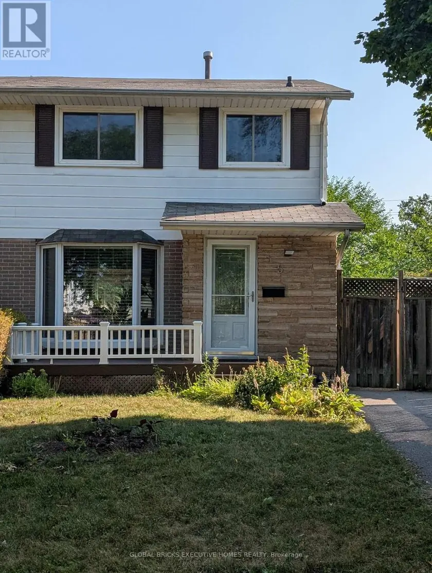 Semi-Detached/Link at ROOM#2 - 5 ONSLOW COURT, Oakville