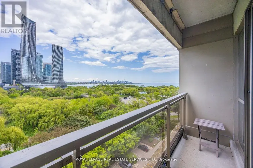 Apartment at 1010 - 2261 LAKE SHORE BOULEVARD W, Toronto