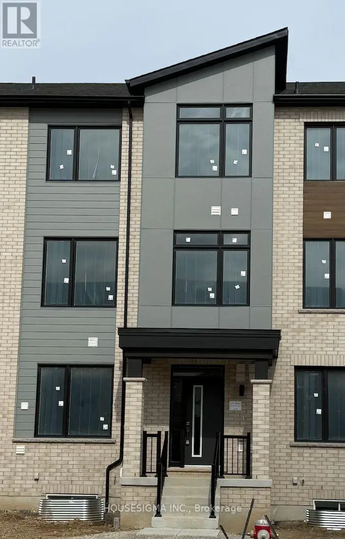 Townhouse at 94 FIELDFARE ROAD, Brampton