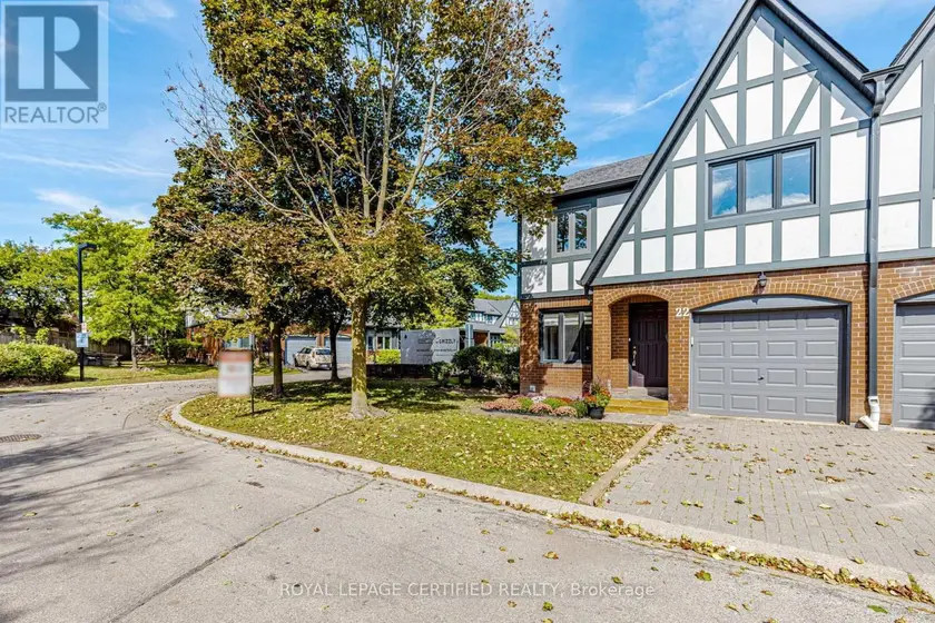 Townhouse at 22 - 3050 ORLEANS ROAD, Mississauga