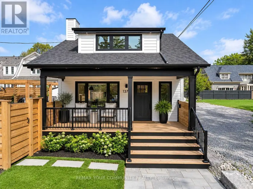 Detached at 1379 CAROLINE STREET, Burlington
