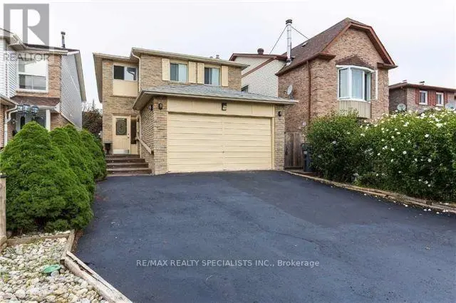 Detached at 52 ABELARD AVENUE, Brampton