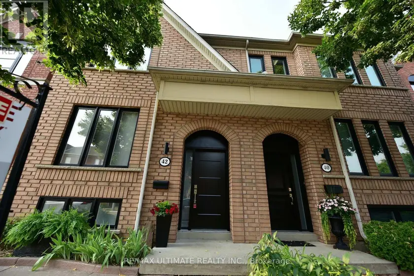Semi-Detached/Link at 42 VIELLA STREET, Toronto