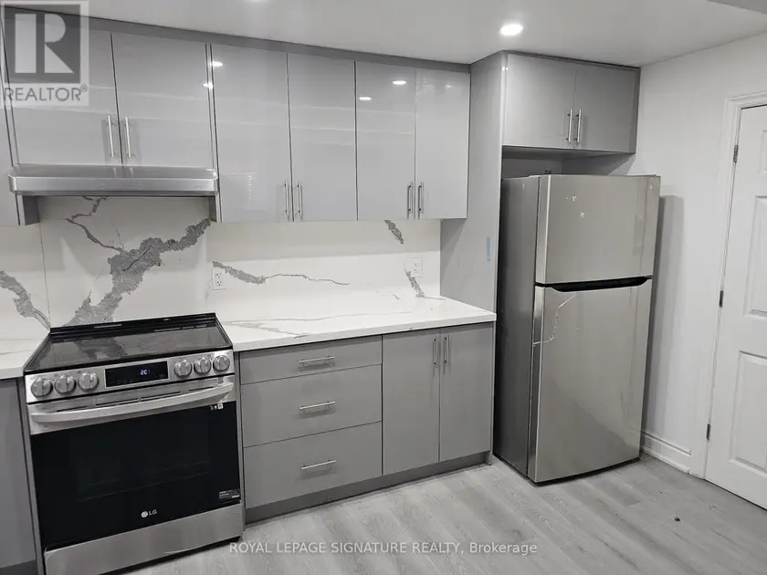 Detached at 7590 SAINT BARBARA BOULEVARD, Mississauga